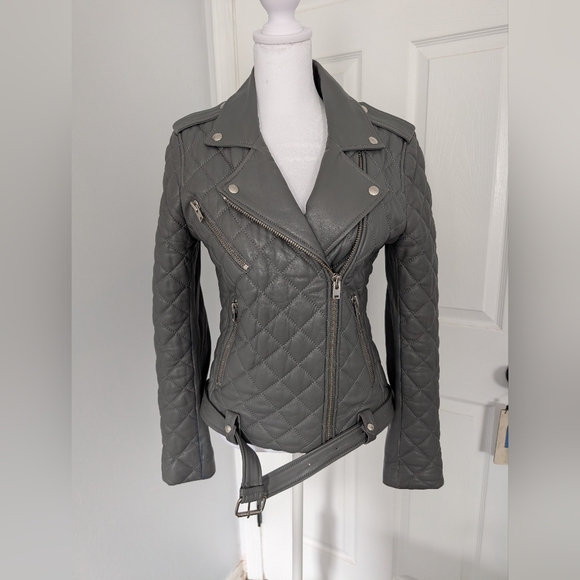 Authentic Iro Quilted Lambskin Ladies' Jacket - Picture 3 of 11